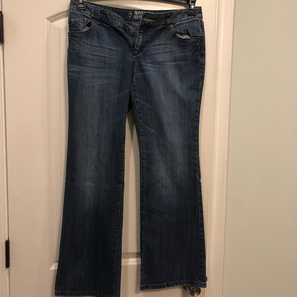 Mossimo medium wash jeans